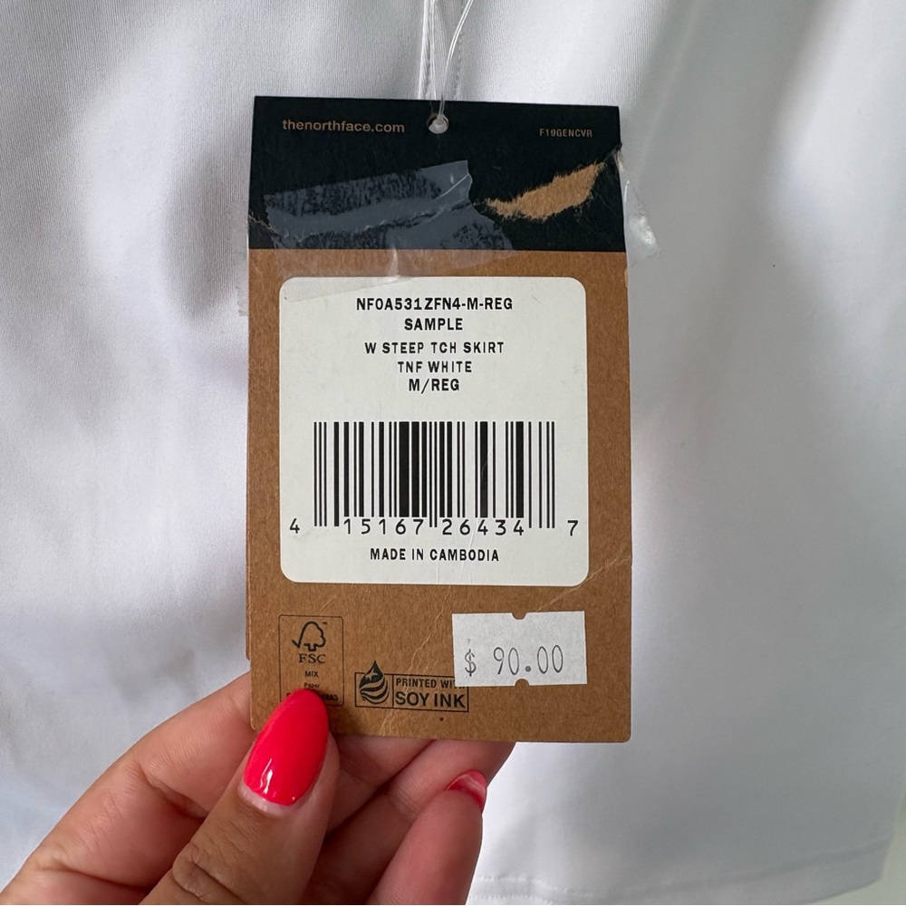 The North Face White Mini Skirt with Grey Logo - Picture 5 of 7